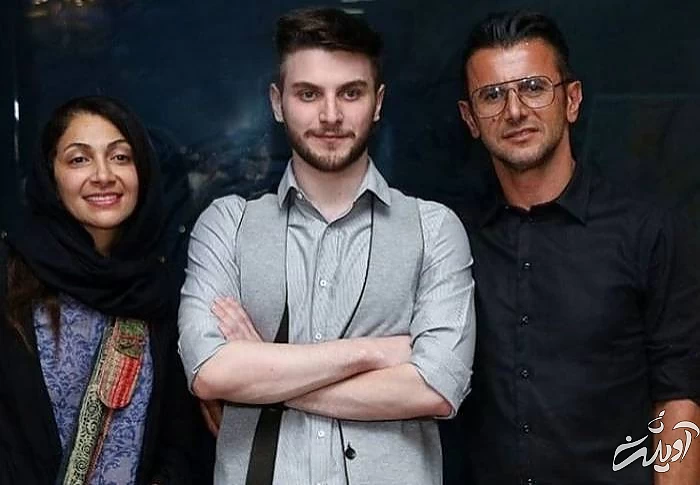 ازدواج امین حیایی با نیلوفر خوش خلق امین حیایی و خانواده اش